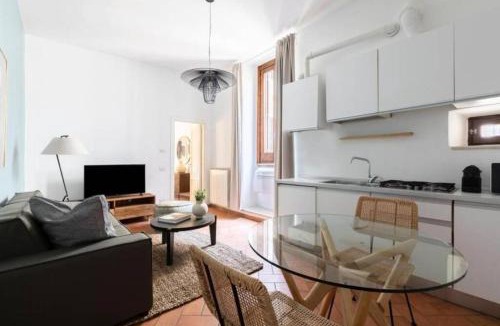 Rione V Ponte Apartment | Daplace - Emilia Apartment