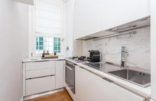 Rione VI Parione Apartment | Daplace - Matilde Apartment