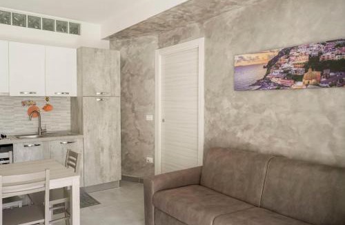 Agropoli Apartment | De Rosa Home Appartamento 4 posti letto, vicino al centro e al mare, con terrazza, aria condizionata, parcheggio privato e wifi