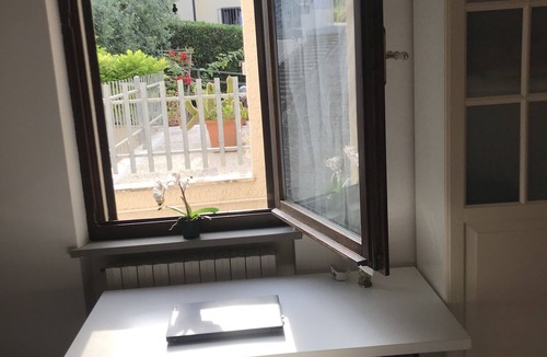 Potenza Picena Villa | Delightful Villino sea view 4km from the beaches with mini Jacuzzi pool.