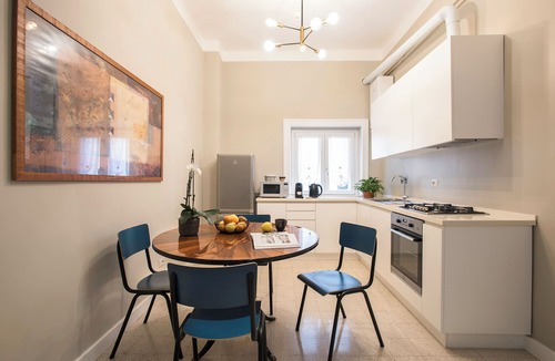 Rione V Ponte Apartment | Delightful and Modern Apartment few meters away from the Vatican