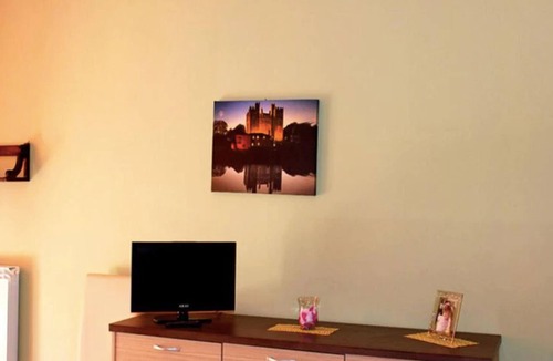 Laura Villa | Delightful Apartment in Paestum with Swimming Pool