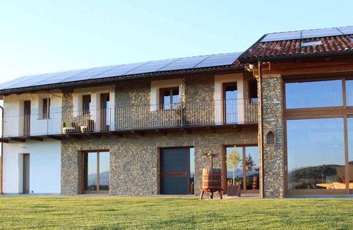 Dogliani House | Deluxe 2 Room Suite with SPA& Pool