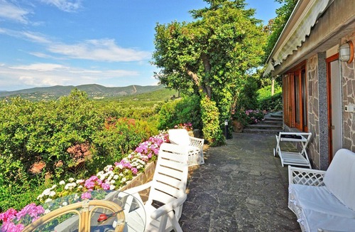 Punta Ala Apartment | Dependance Punta Ala - Holiday Rental with pool on the Tuscan Coastline