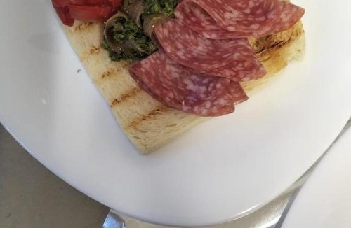 Castellino Tanaro Hostel | Desdemona House Pub