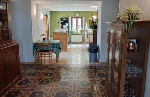 Castellino Tanaro Hostel | Desdemona House Pub