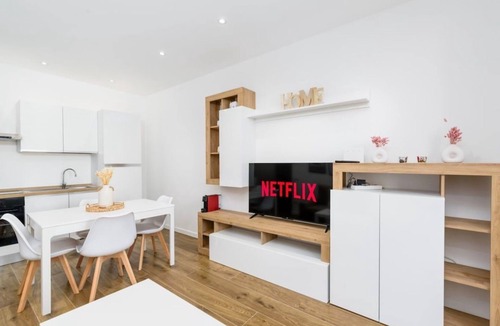 Borgo Po Apartment | Design apartment 10 min from downtown with balcony