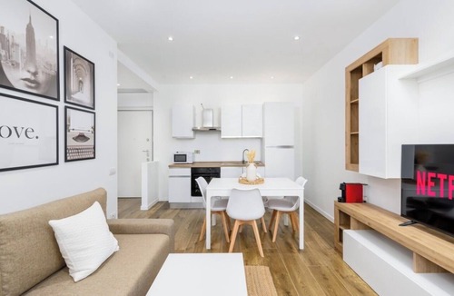 Borgo Po Apartment | Design apartment 10 min from downtown with balcony