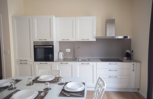 Bitonto Apartment | Dimora Amelia Apartment 2, spacious apartment tastefully finished.