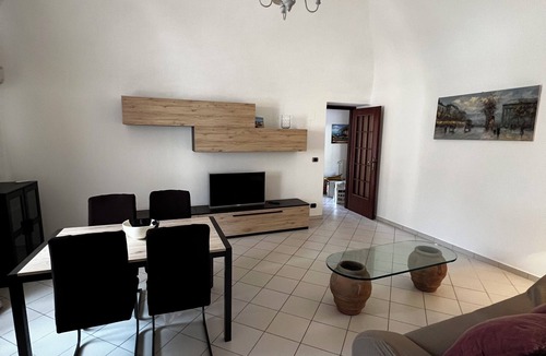 Itri Apartment | Dimora Cavone - vacation home