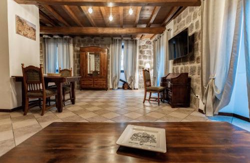 Ronciglione Apartment | Dimora del borgo antico