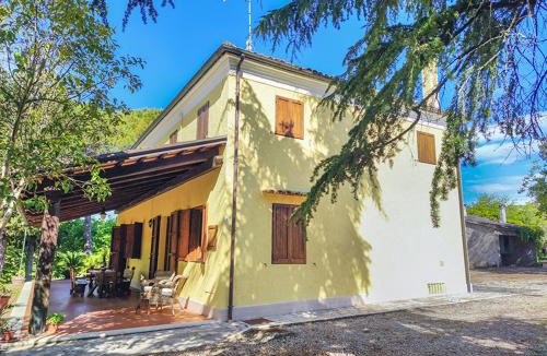 Ripatransone Villa | Dimora Iume 8 pax immersa nel verde