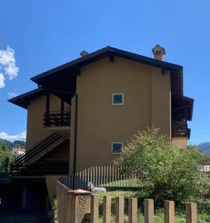 Rovetta Apartment | Dimora Sofia