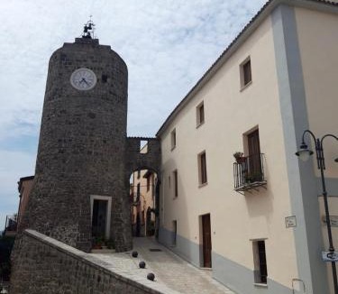 Ruviano House | Dimora Storica Gold Room