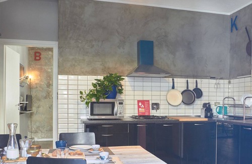 Barriera di Milano Apartment | Docks Art by Wonderful Italy