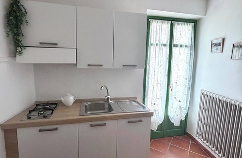La Morra Apartment | Dolce Vita House- Wine, Views and Relaxation in La Morra