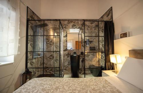 Rione III Colonna Apartment | Domitia Home SPAGNA