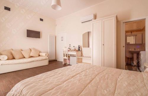 Canosa di Puglia House | DomuS al Corso con servizio B&B