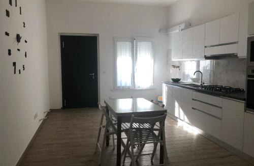 Ortona House | Domus Alba