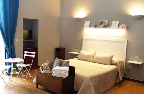 Trani Bed & Breakfast | Domus Angela