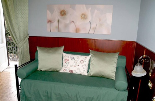 Trani Bed & Breakfast | Domus Angela