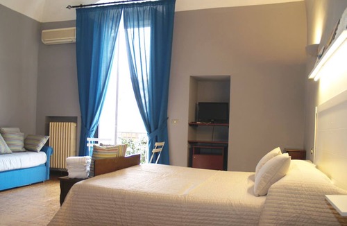 Trani Bed & Breakfast | Domus Angela