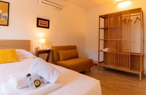 Rione II Trevi Apartment | Domus Domi Barberini Sq.