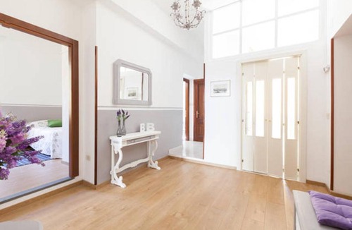 Monti Bed & Breakfast | Domus Merulana Bed and Breakfast