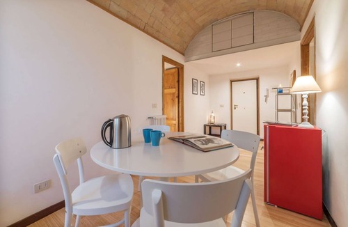 Nomentano Apartment | DOMUS TORLONIA, few steps from Villa Torlonia