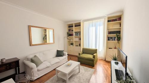 Rione XVI Ludovisi Apartment | Domus Tulipa - A due passi da Via Veneto