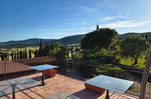 Magione Apartment | Double bedroom Oliveto