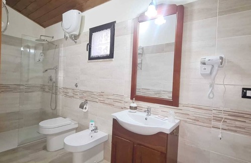 Cariati House | Double room 1 with separate entrance