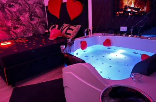 Municipio 4 Bed & Breakfast | Due Cuori Suite