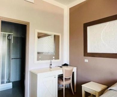Castel San Pietro Terme Hotel | Due Portoni