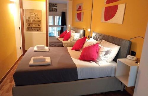 Tricolore Apartment | Duomo Home and Downtown