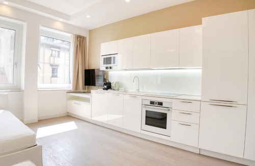 Carrobbio Apartment | Duomo Modern Suite in Via Torino - Prime Central Location