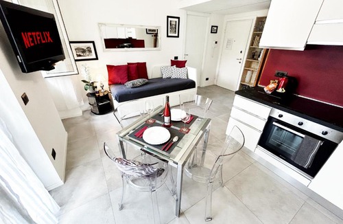 Rottole Apartment | [Elegance and tranquility at 10min from the centre!]