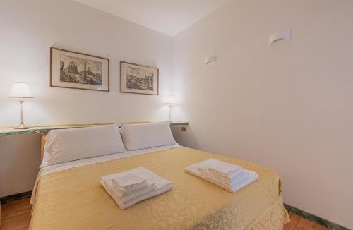 Campitelli Apartment | Elegant apartment inside the Roman Forum