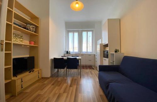 Navigli Apartment | Elegant & Chic Navigli Apartment