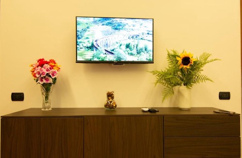Rome City Centre Apartment | Elegant Prefetti Home