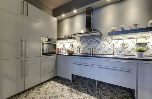 Santa Croce Apartment | Elegant Renaissance Apartment in Florence's Historic Center Near Santa Croce