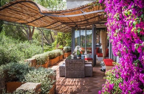 Porto Ercole Villa | Elegant Villino completely renovated, A/C, patio, garden, parking space.