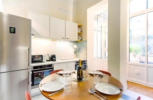Monti Apartment | Elegantis Monti Royal Apartment with private terrace