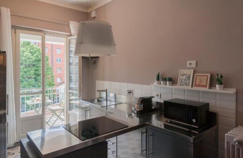 Ivrea Apartment | Eleganza e comfort in centro
