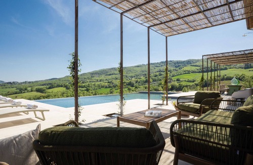 Monte Castello di Vibio Villa | Enchanting Luxury Villa with a view of Todi