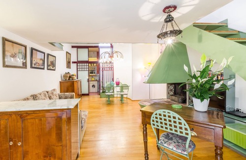 Trastevere Apartment | Enjoy your stay - Trastevere Rome Apartment with courtyard