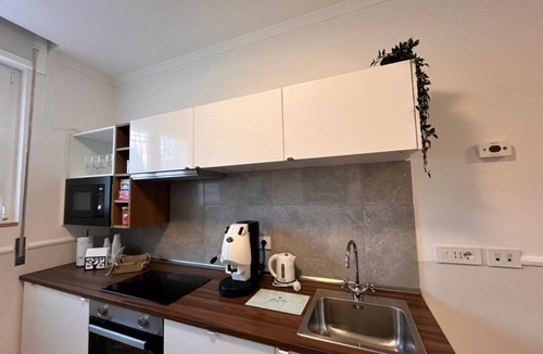 Portici Apartment | Entire Apartment Royal Rooms Portici