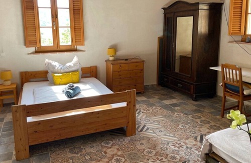 Cupramontana Villa | Entire vacation home - with 3 apartments and pool