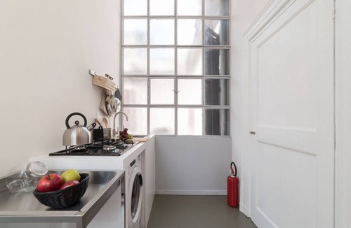Rome City Centre Apartment | Esquilino Industrial Loft