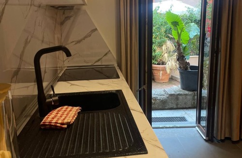 Monti Villa | Exclusive 2-Bed Villa 5 min to Colosseum